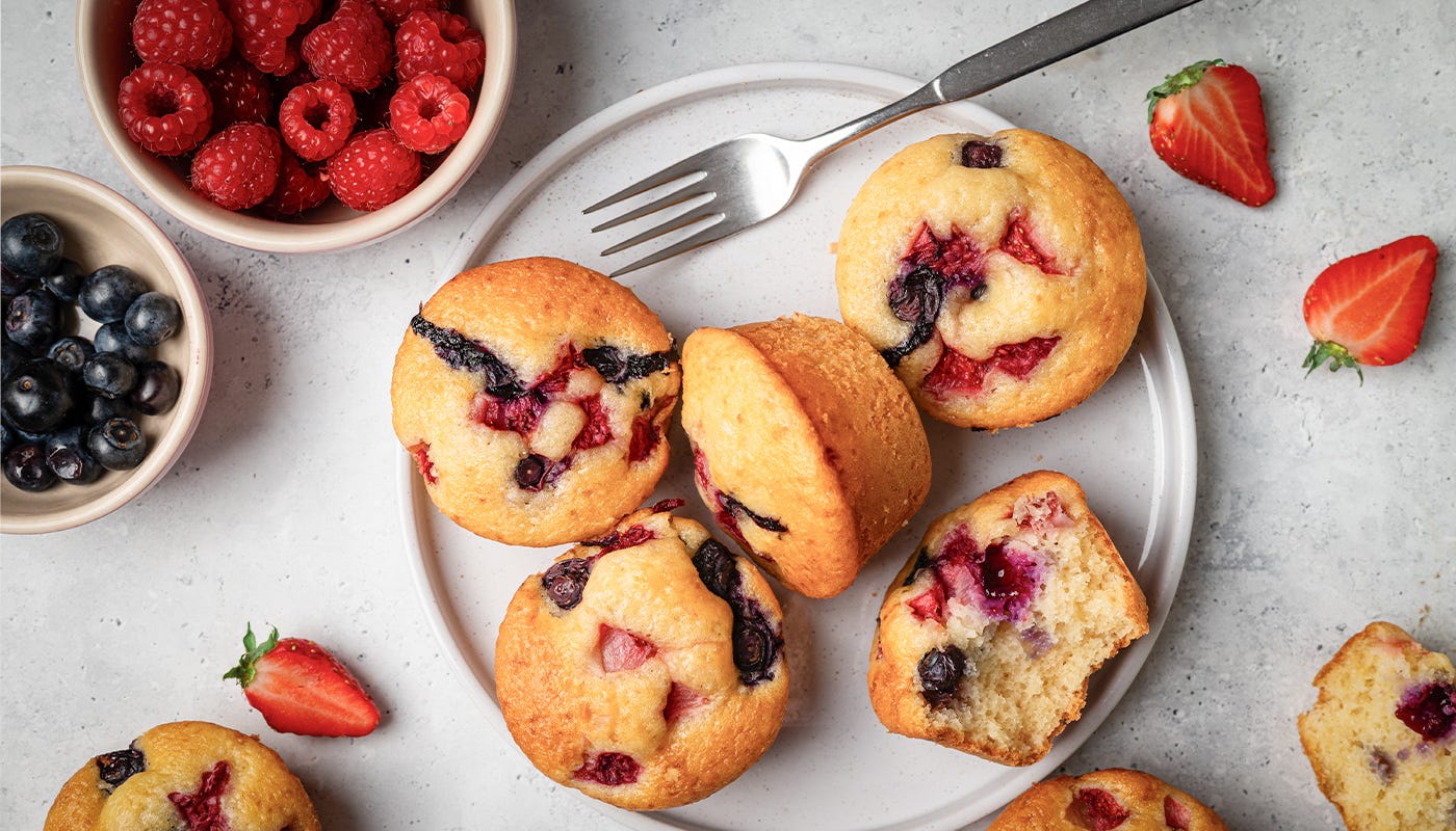 Muffin soffici con frutti di bosco